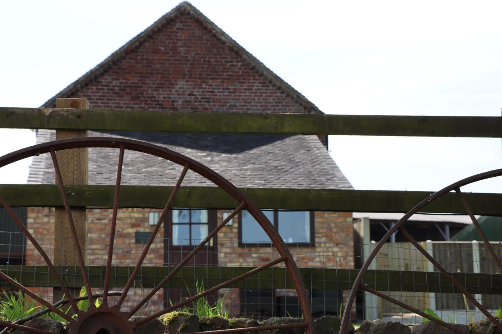 Malthouse Farm Cottage Studio Dilhorne エクステリア 写真