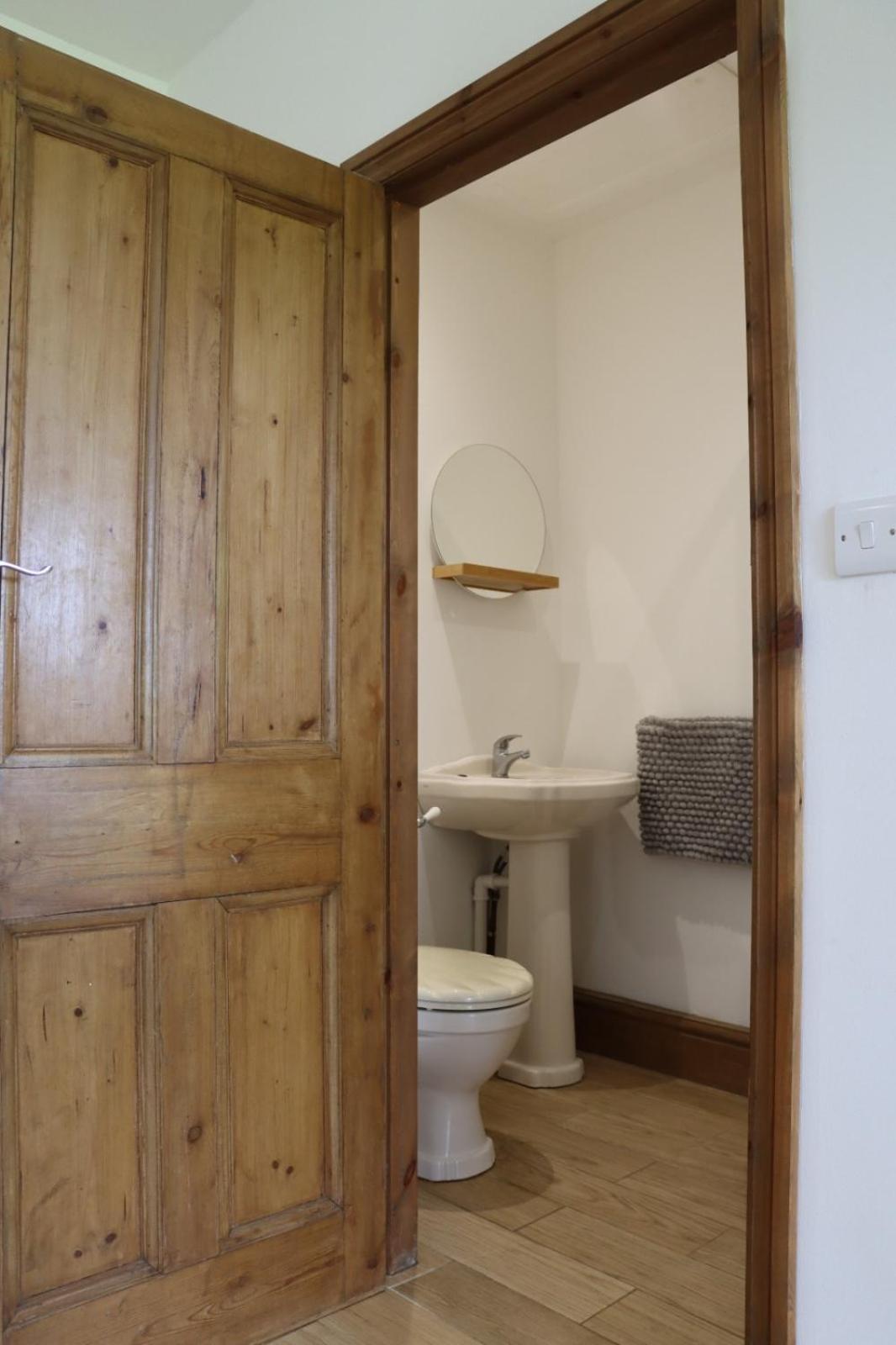 Malthouse Farm Cottage Studio Dilhorne エクステリア 写真