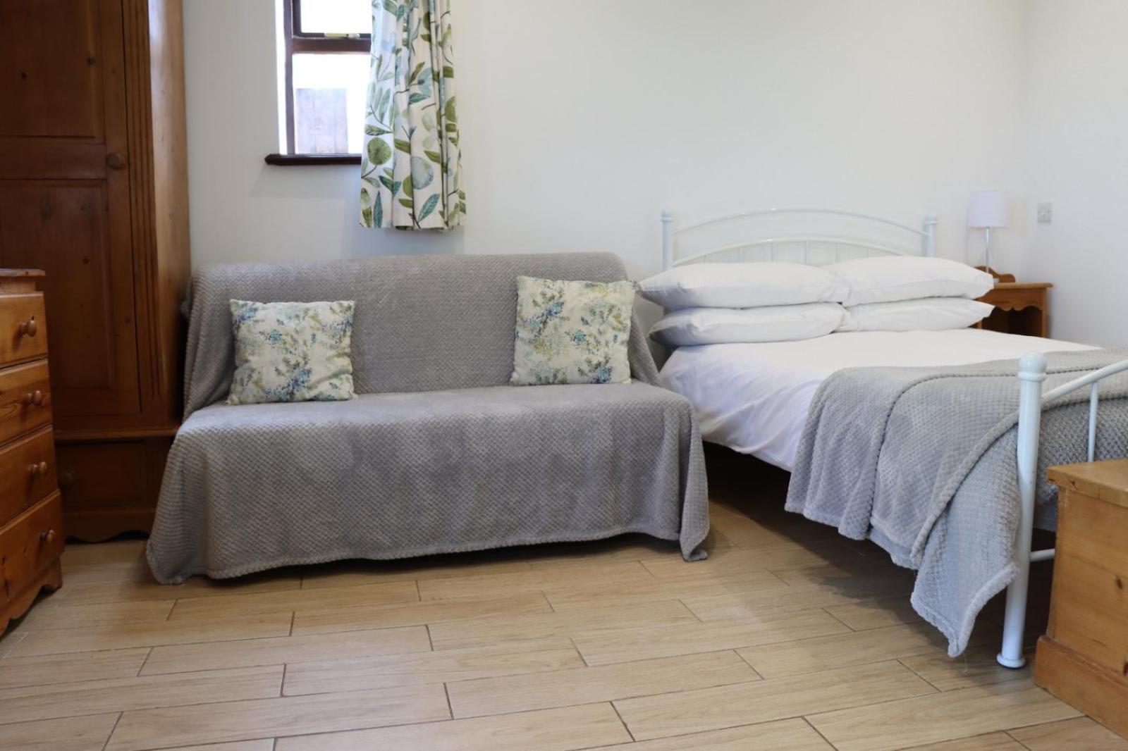 Malthouse Farm Cottage Studio Dilhorne エクステリア 写真