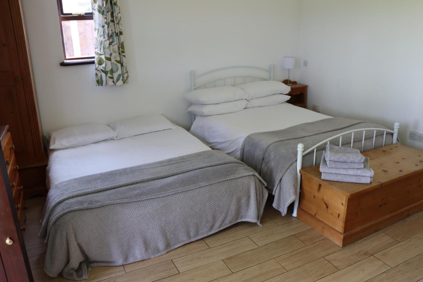 Malthouse Farm Cottage Studio Dilhorne エクステリア 写真